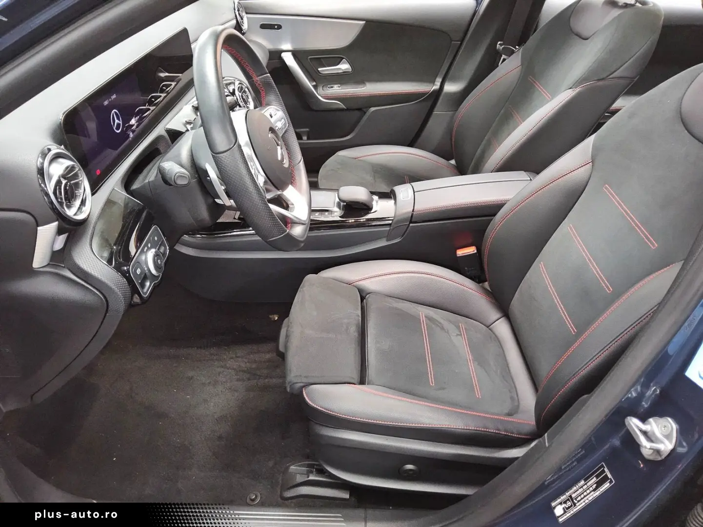 MERCEDES-BENZ A 250 e AMG-Line Navi LED Pano