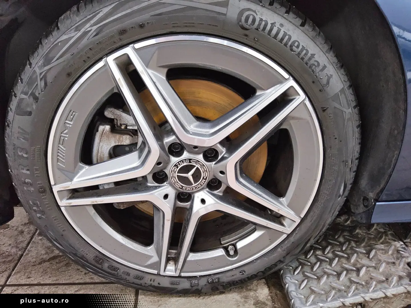 MERCEDES-BENZ A 250 e AMG-Line Navi LED Pano