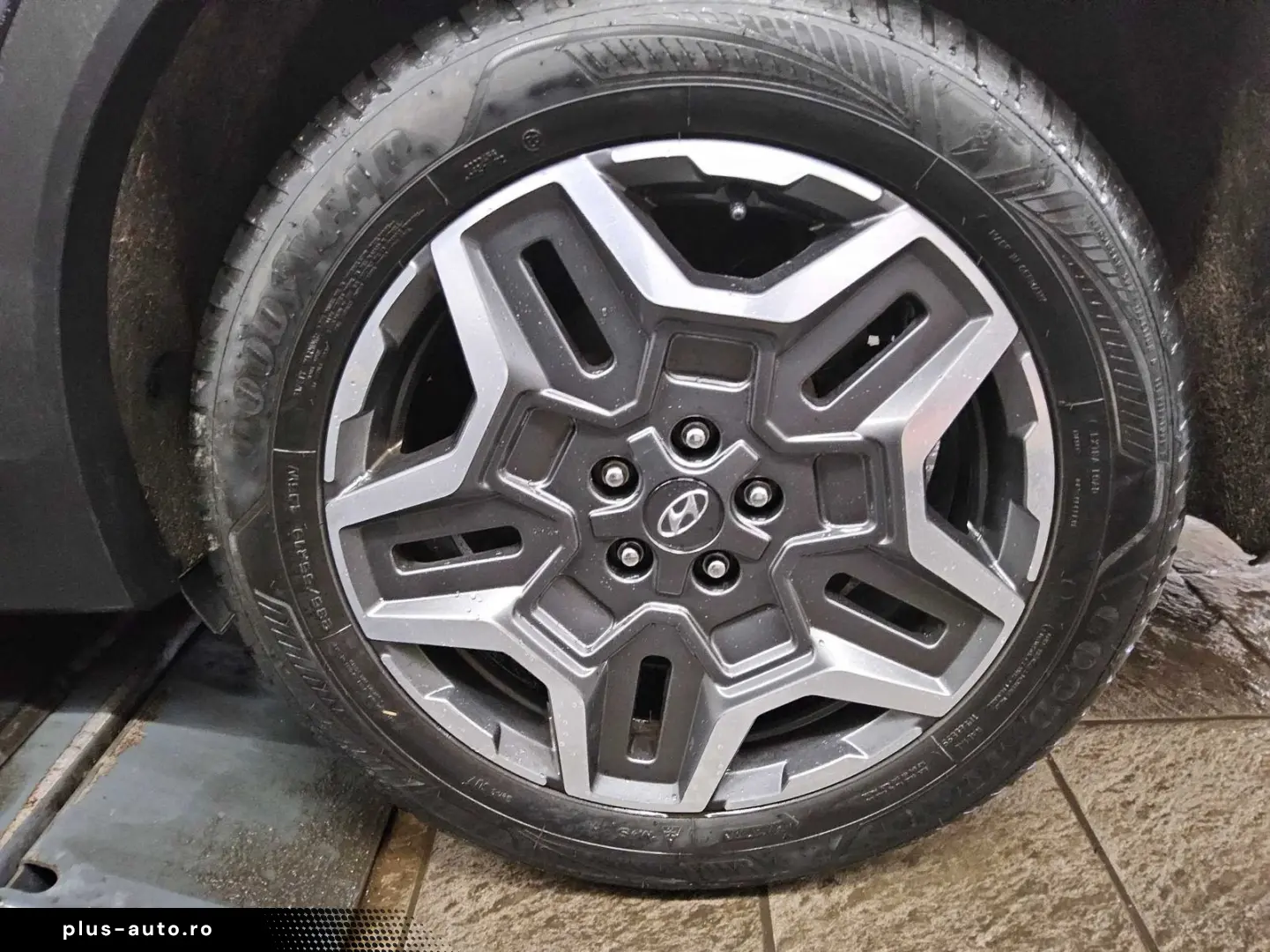 HYUNDAI Santa Fe 1.6 T-GDI Trend Leder Navi LED Pano