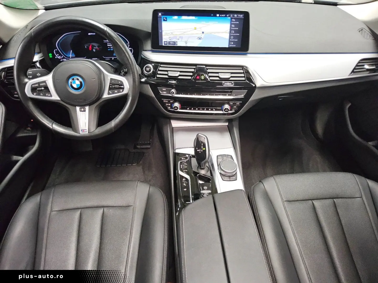BMW 530e Touring Leder Navi LED Pano 360