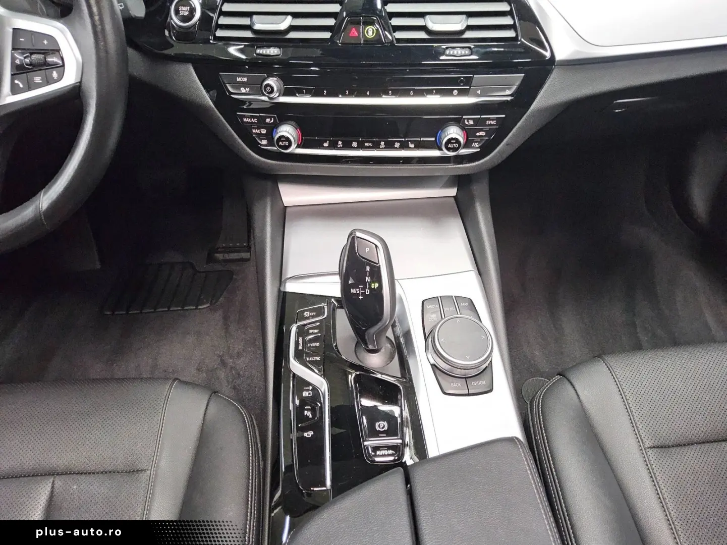 BMW 530e Touring Leder Navi LED Pano 360