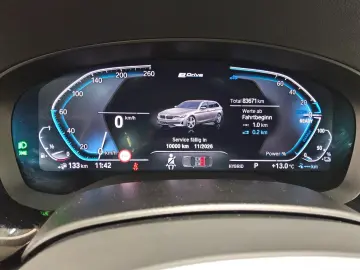 BMW 530e Touring Leder Navi LED Pano 360