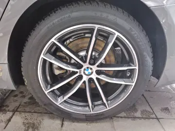 BMW 530e Touring Leder Navi LED Pano 360