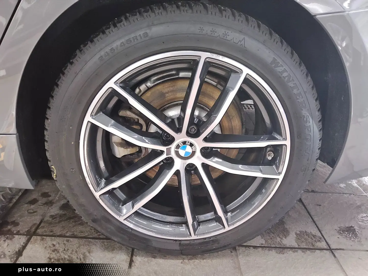 BMW 530e Touring Leder Navi LED Pano 360