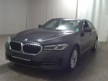 BMW 530e Leder Navi LED  LC prof. ACC Kamera