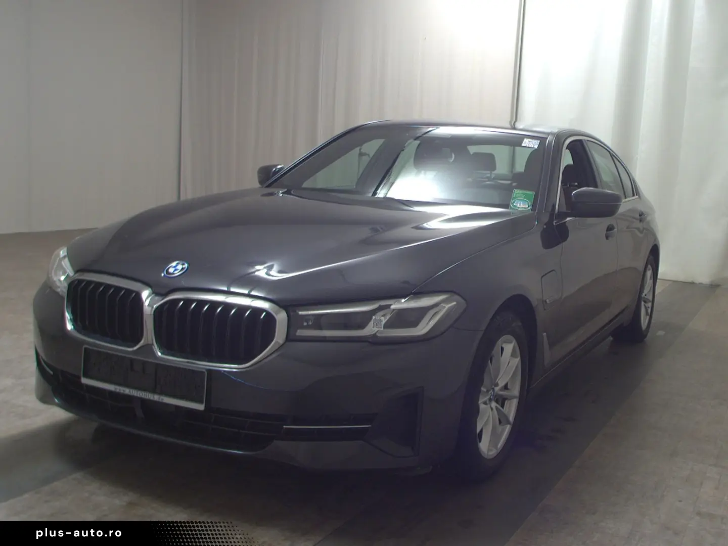 BMW 530e Leder Navi LED  LC prof. ACC Kamera