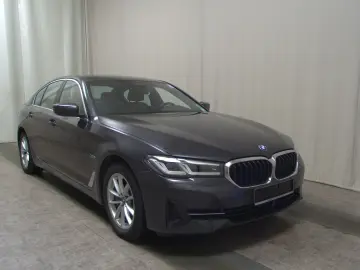 BMW 530e Leder Navi LED  LC prof. ACC Kamera