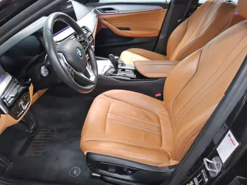 BMW 530e Leder Navi LED  LC prof. ACC Kamera