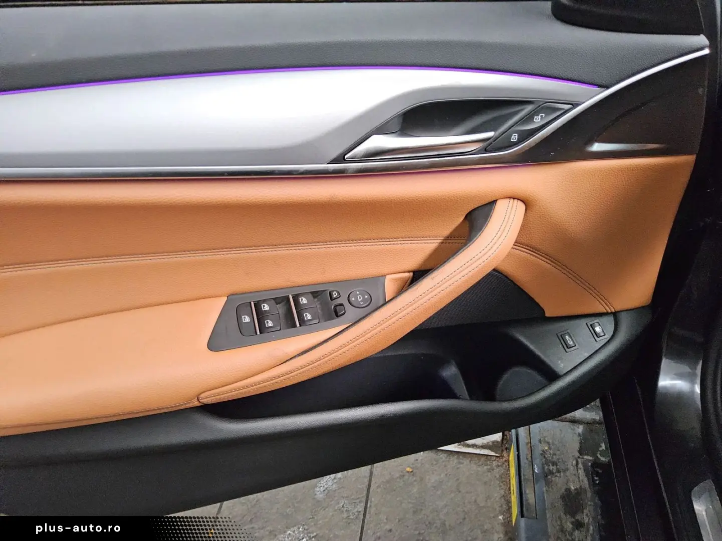 BMW 530e Leder Navi LED  LC prof. ACC Kamera