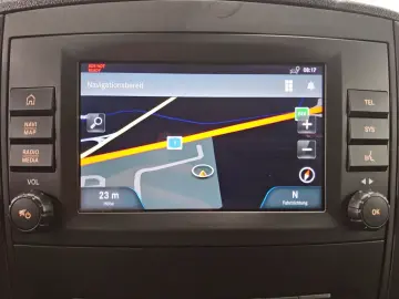MERCEDES-BENZ Vito CDI Tourer Pro extralang 8-Sitze Navi