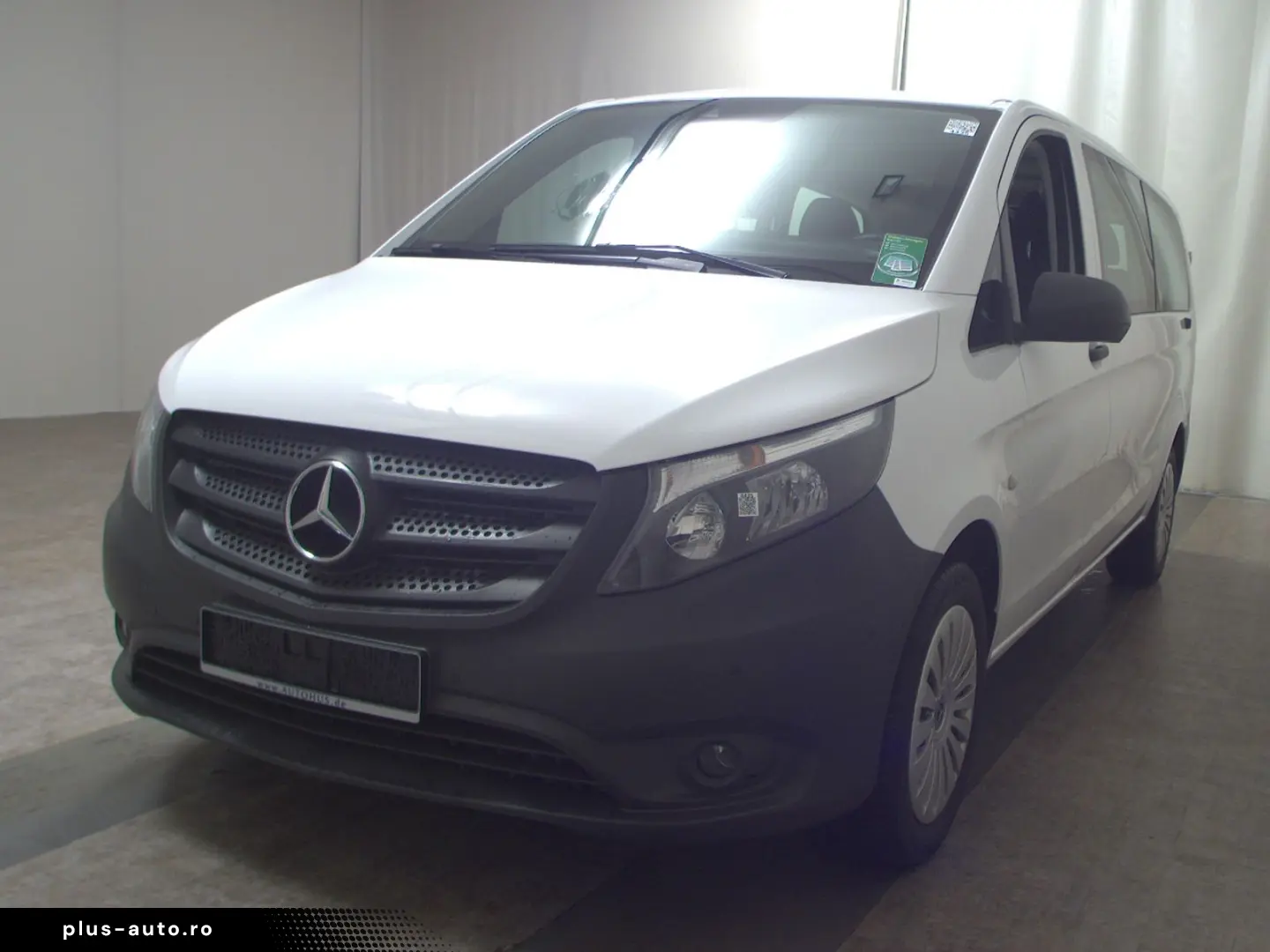 MERCEDES-BENZ Vito CDI Tourer Pro extralang 8-Sitze Navi RFK