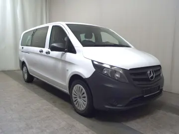 MERCEDES-BENZ Vito CDI Tourer Pro extralang 8-Sitze Navi RFK