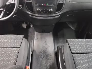 MERCEDES-BENZ Vito CDI Tourer Pro extralang 8-Sitze Navi RFK
