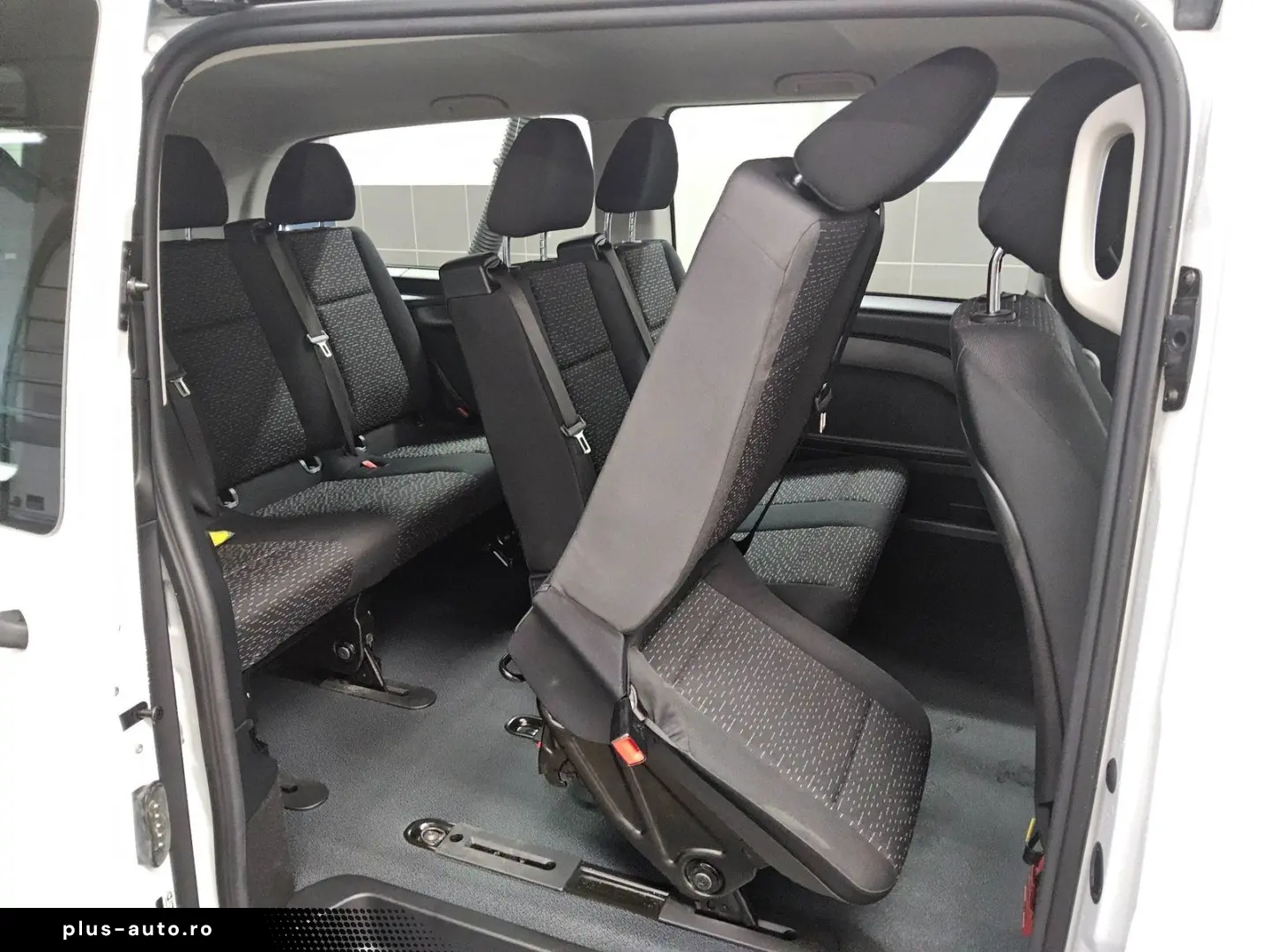 MERCEDES-BENZ Vito CDI Tourer Pro extralang 8-Sitze Navi RFK