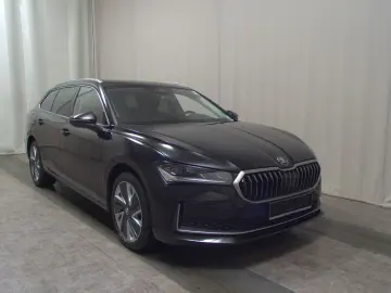 SKODA Superb Kombi 2.0 TDI 4x4 Selection Navi Matrix