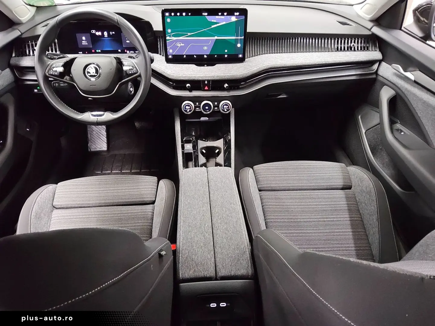 SKODA Superb Kombi 2.0 TDI 4x4 Selection Navi Matrix
