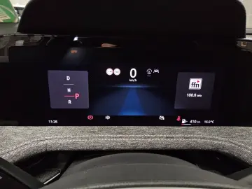 SKODA Superb Kombi 2.0 TDI 4x4 Selection Navi Matrix