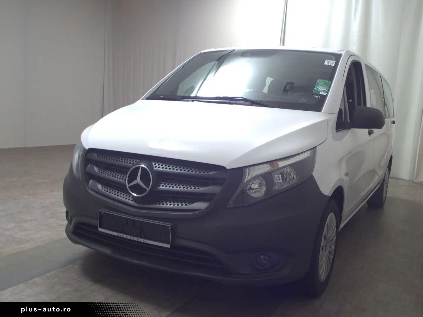 MERCEDES-BENZ Vito Tourer Pro Extralang 8-Sitze Navi