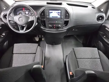 MERCEDES-BENZ Vito Tourer Pro Extralang 8-Sitze Navi