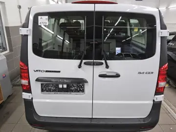 MERCEDES-BENZ Vito Tourer Pro Extralang 8-Sitze Navi