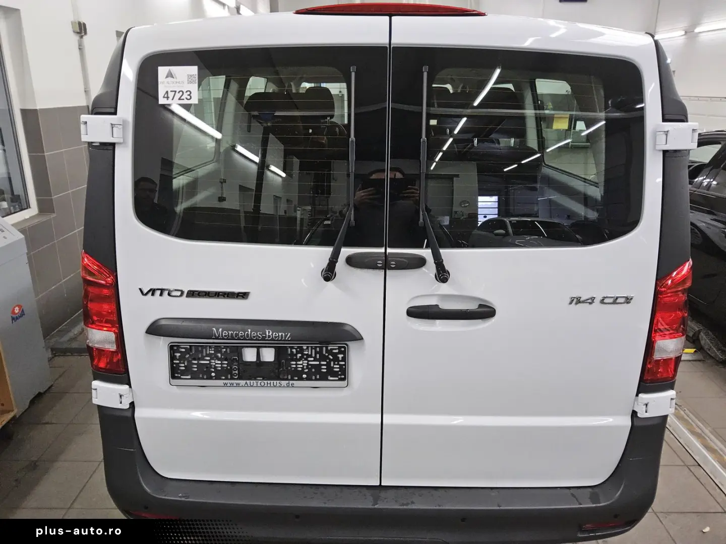 MERCEDES-BENZ Vito Tourer Pro Extralang 8-Sitze Navi