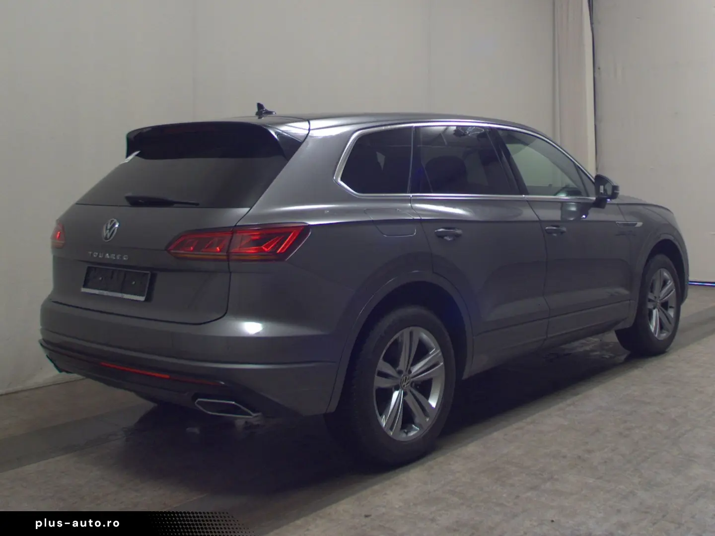 VW Touareg 3.0 TDI 4M R-Line Leder Navi LED