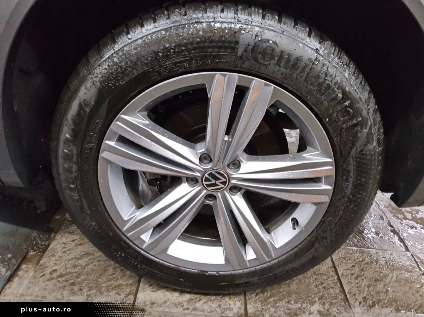 VW Touareg 3.0 TDI 4M R-Line Leder Navi LED