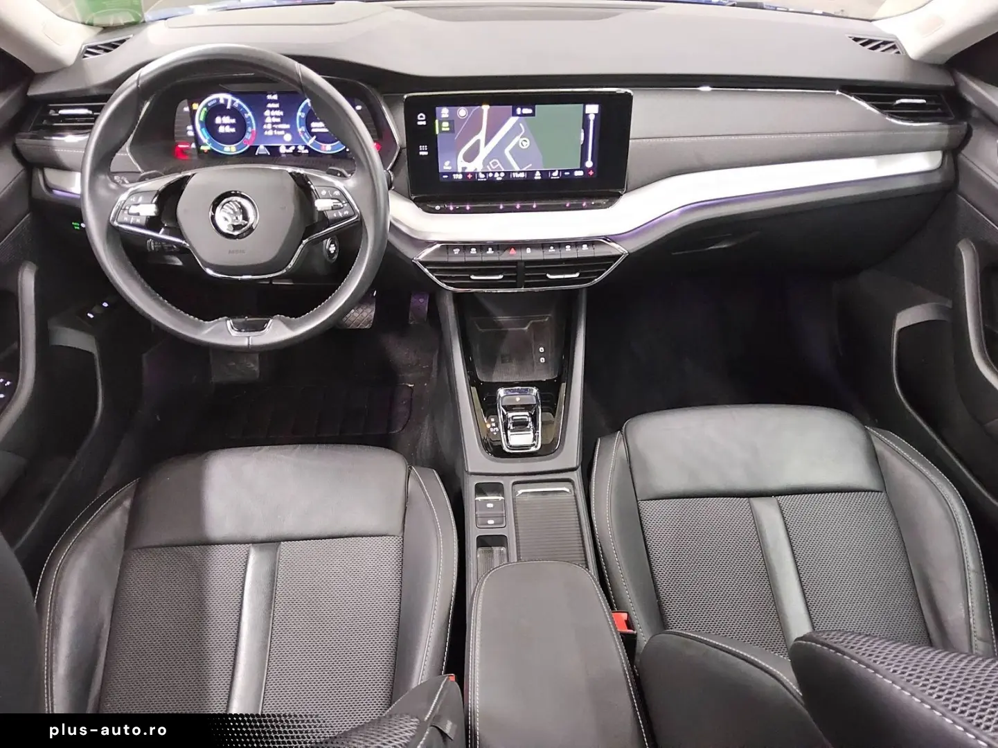 SKODA Octavia Kombi 1.4 TSI iV Style LED HuD Pano