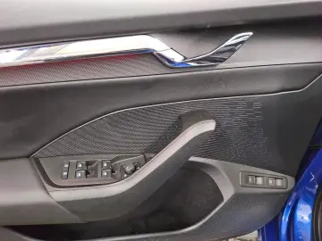 SKODA Octavia Kombi 1.4 TSI iV Style LED HuD Pano