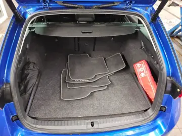 SKODA Octavia Kombi 1.4 TSI iV Style LED HuD Pano