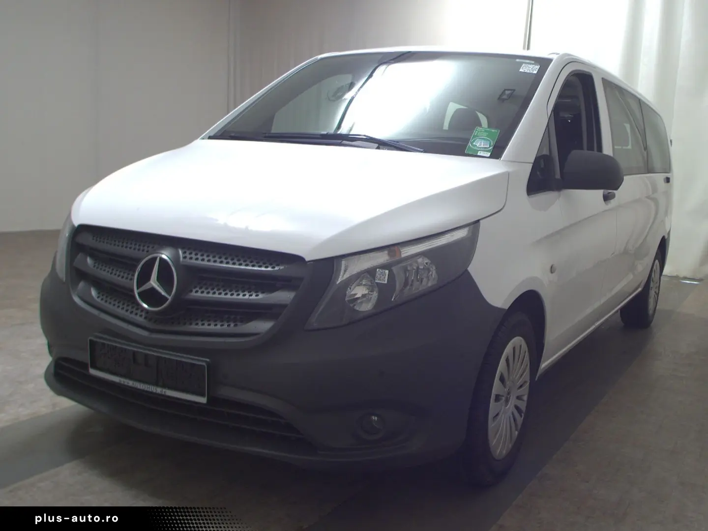 MERCEDES-BENZ Vito CDI Tourer Pro Extralang 8-Sitze