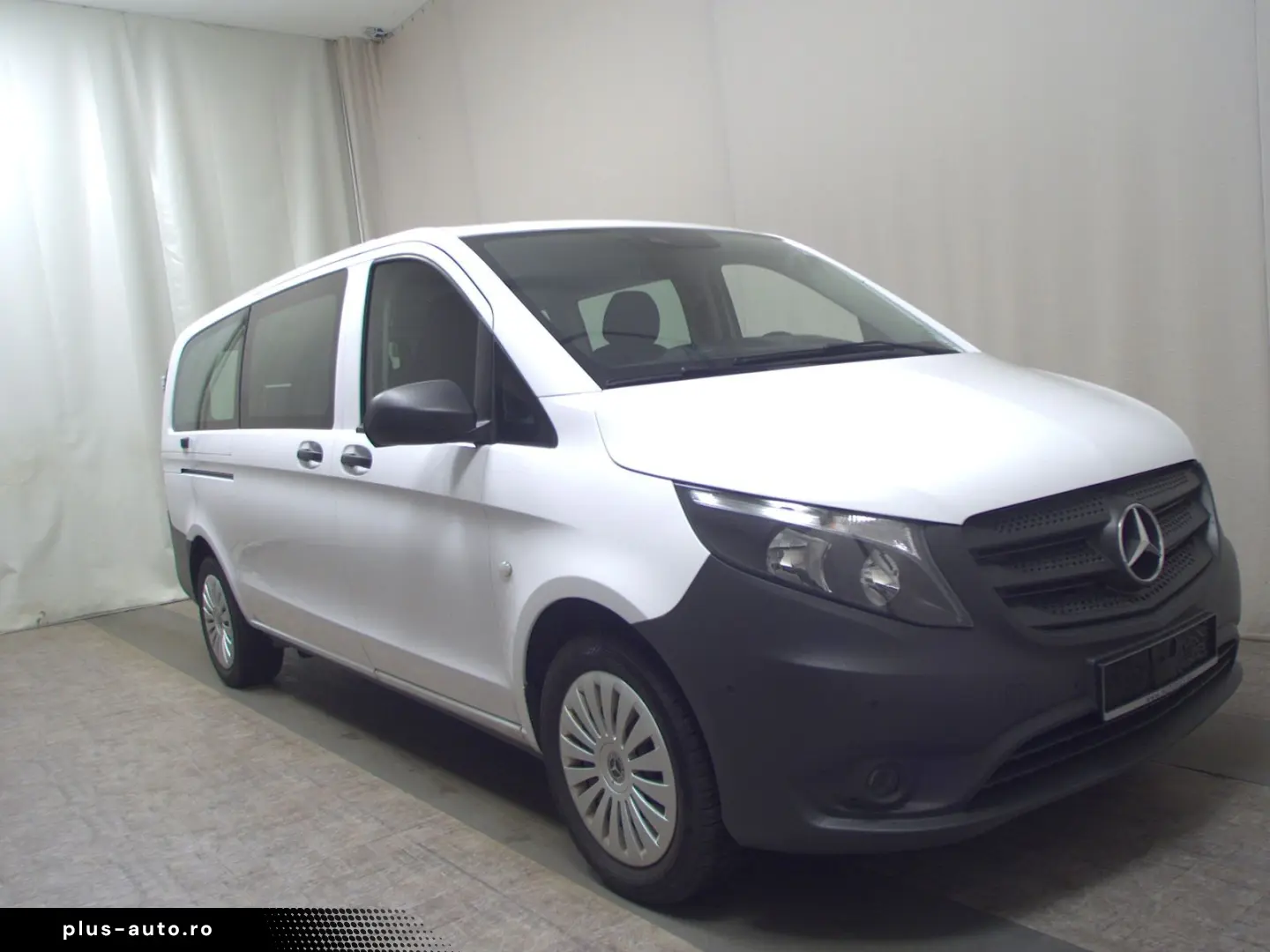 MERCEDES-BENZ Vito CDI Tourer Pro Extralang 8-Sitze