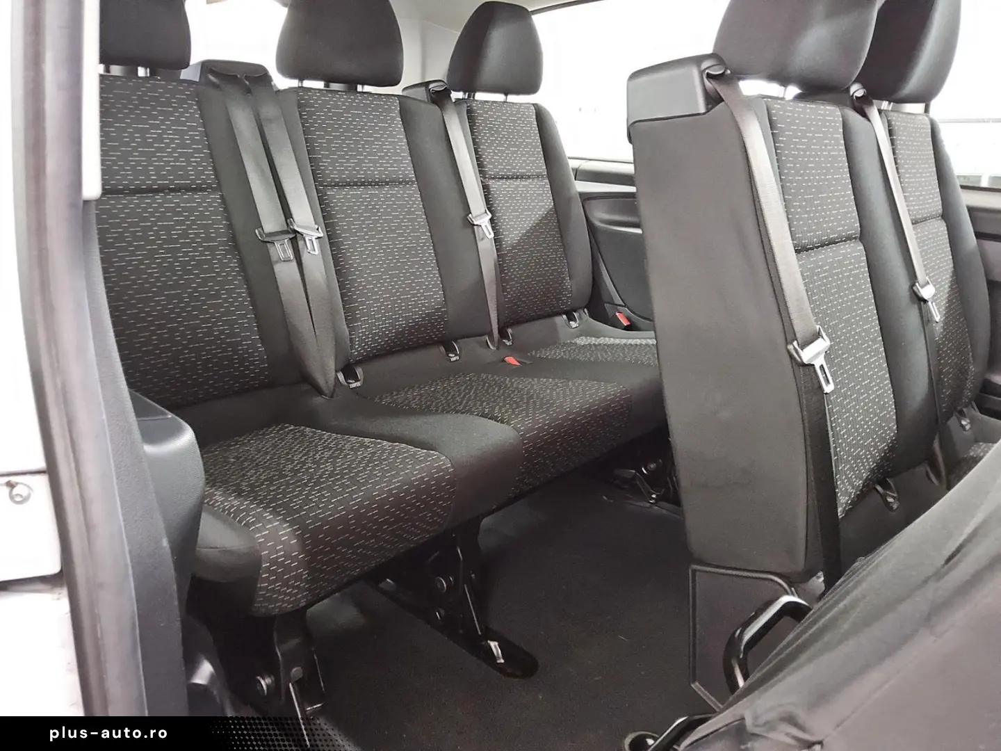 MERCEDES-BENZ Vito CDI Tourer Pro Extralang 8-Sitze