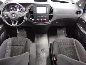 MERCEDES-BENZ Vito Lang CDI 8-Sitze Navi