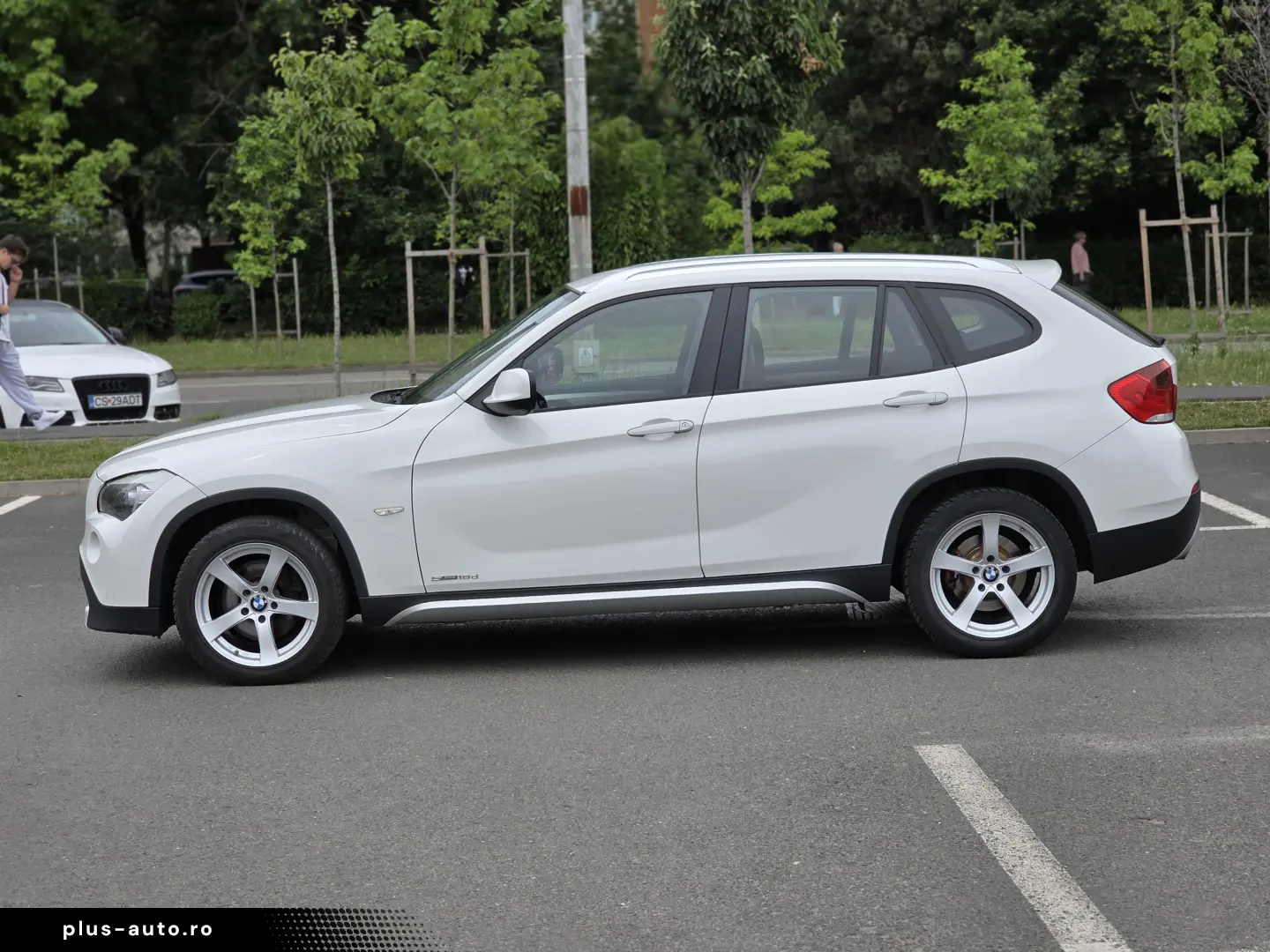 Rate  Livrare  Garantie X-line