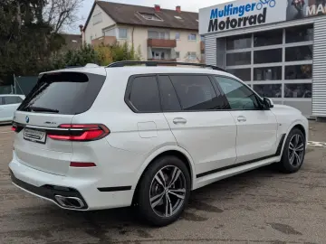 BMW X7 x40i M Sport IntAktivL.Standh.KomfS.Soft AHK