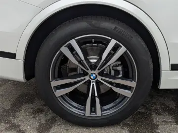 BMW X7 x40i M Sport IntAktivL.Standh.KomfS.Soft AHK