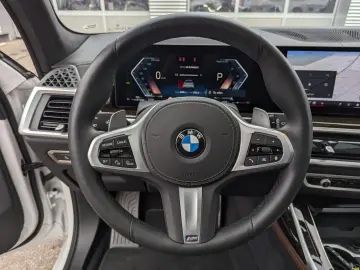 BMW X7 x40i M Sport IntAktivL.Standh.KomfS.Soft AHK