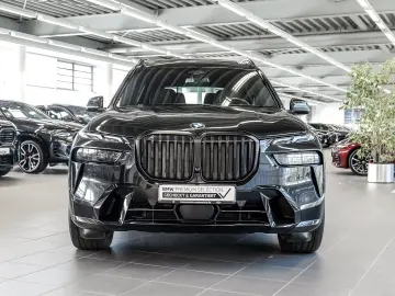 BMW X7 xDrive40d M Sport HUD PANO ACC AHK 360 KAM