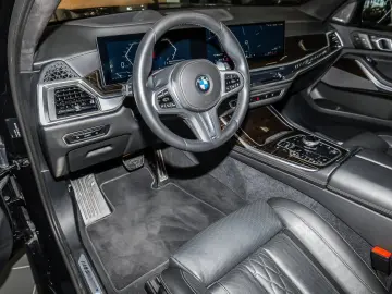 BMW X7 xDrive40d M Sport HUD PANO ACC AHK 360 KAM