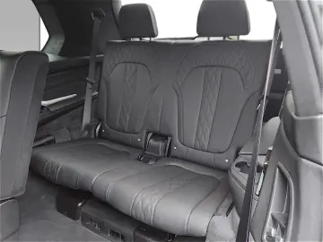 BMW X7 xDrive40d M Sport PRO  AHK STANDHZ SKY LOUNGE