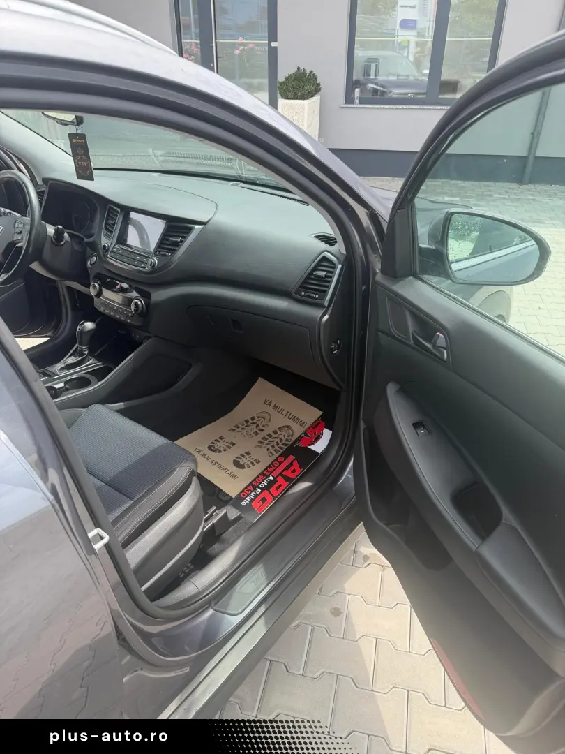 Hyundai   Tucson 1.7 CRDi Sound Edition ISG 2WD