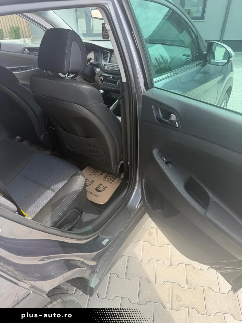 Hyundai   Tucson 1.7 CRDi Sound Edition ISG 2WD