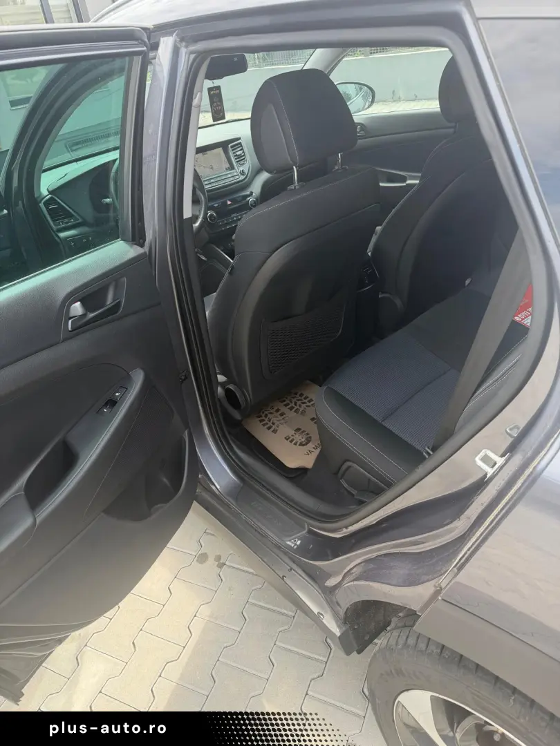 Hyundai   Tucson 1.7 CRDi Sound Edition ISG 2WD