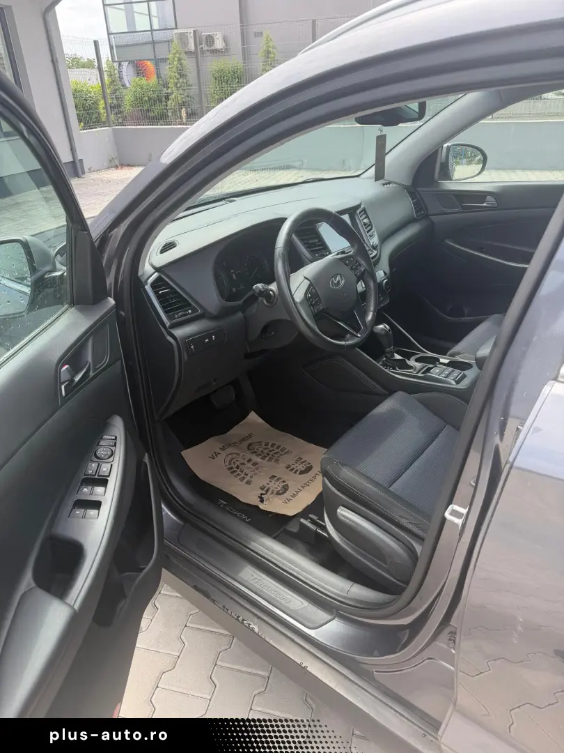 Hyundai   Tucson 1.7 CRDi Sound Edition ISG 2WD