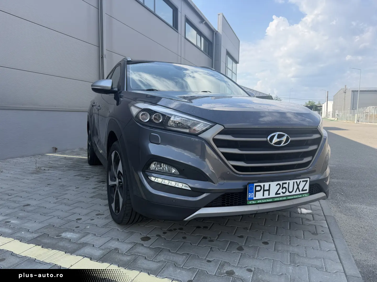Hyundai   Tucson 1.7 CRDi Sound Edition ISG 2WD