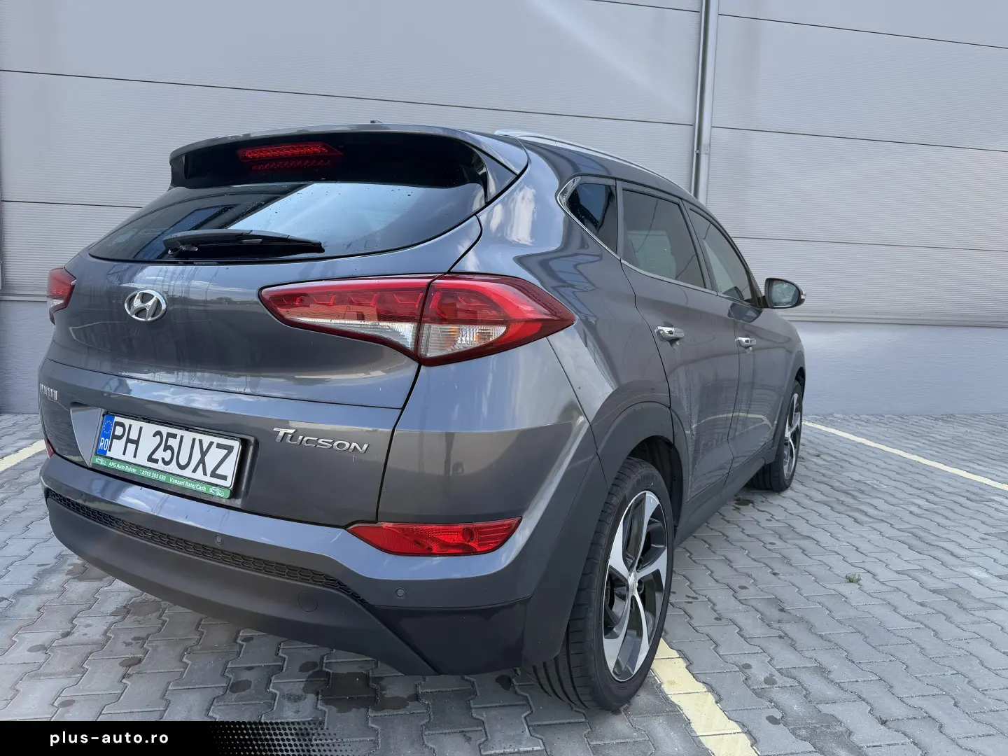 Hyundai   Tucson 1.7 CRDi Sound Edition ISG 2WD