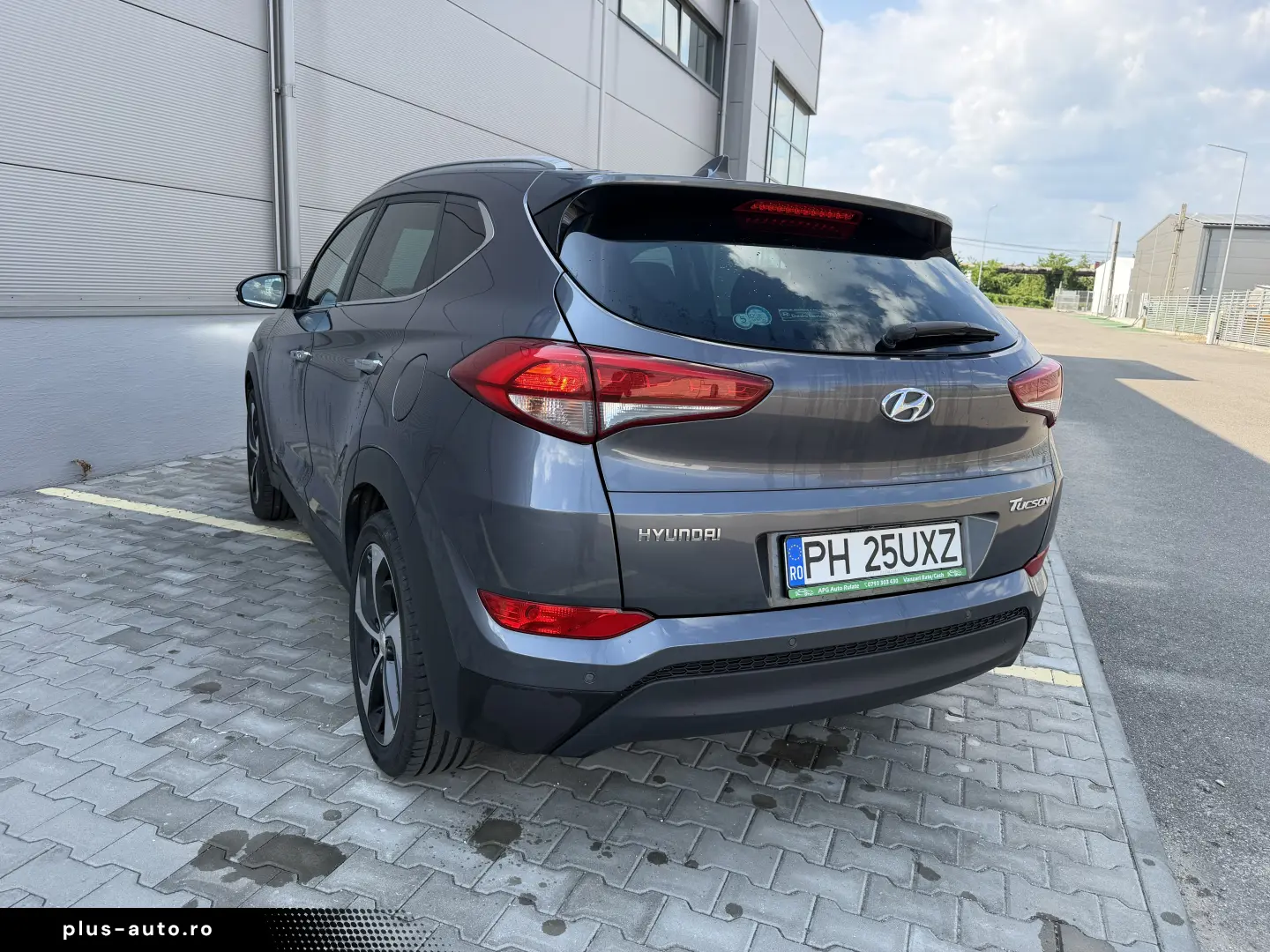 Hyundai   Tucson 1.7 CRDi Sound Edition ISG 2WD