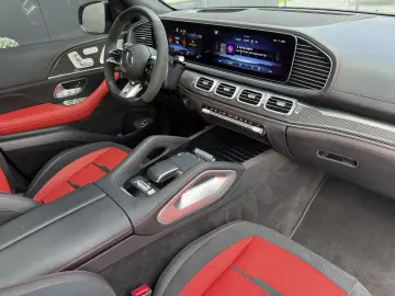 MERCEDES-BENZ GLE 63 S AMG Panor Distron 360K Carbon