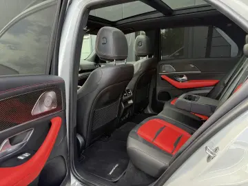 MERCEDES-BENZ GLE 63 S AMG Panor Distron 360K Carbon